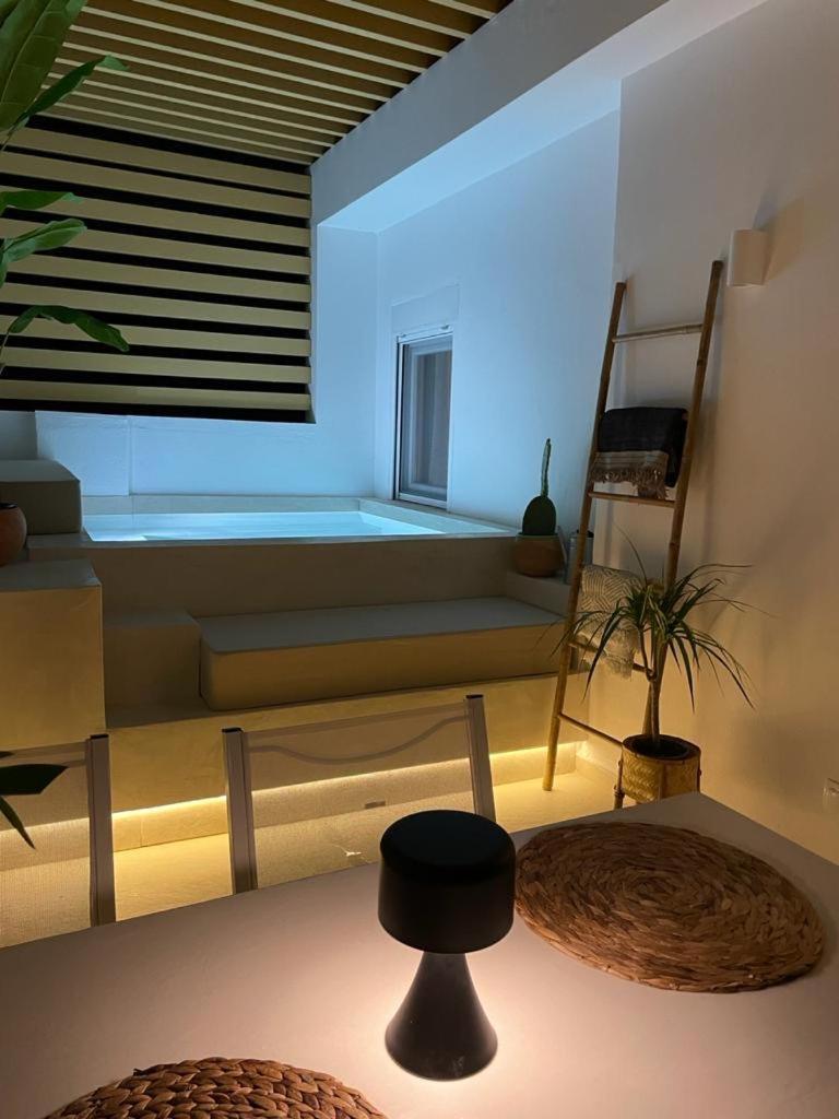 Skyhigh, Nilie Hospitality Mgmt Lägenhet Thessaloníki Exteriör bild